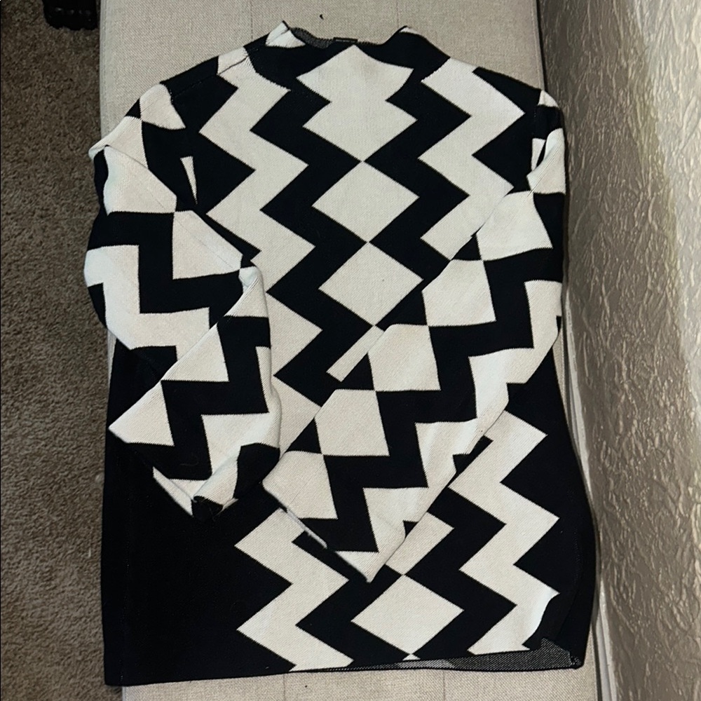 Investments Black and White Zigzag Sweater